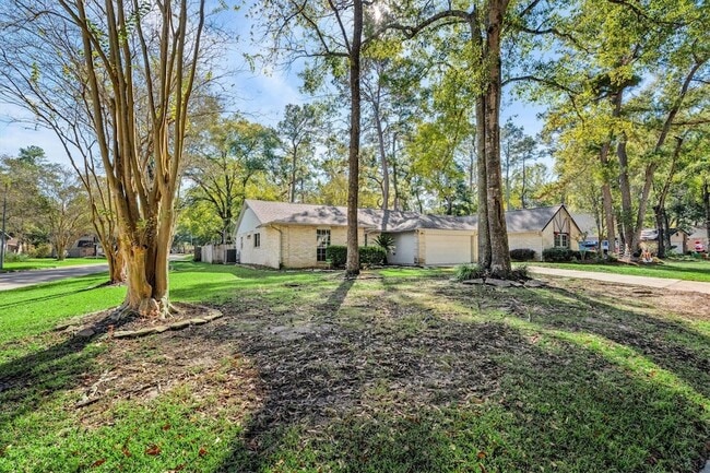 Building Photo - 3738 Clear Falls Dr