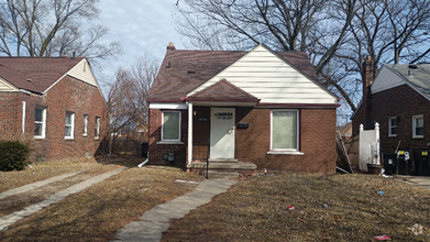 Building Photo - 19010 Rosemont Ave