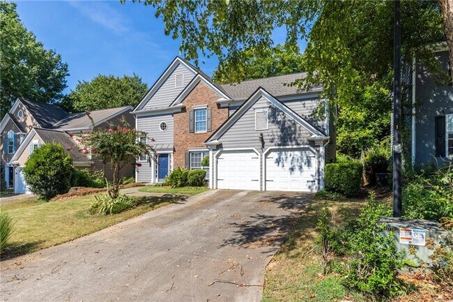 Building Photo - 13030 Carriage Park Ln