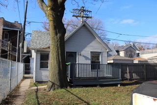 Building Photo - 4802 N Seeley Ave