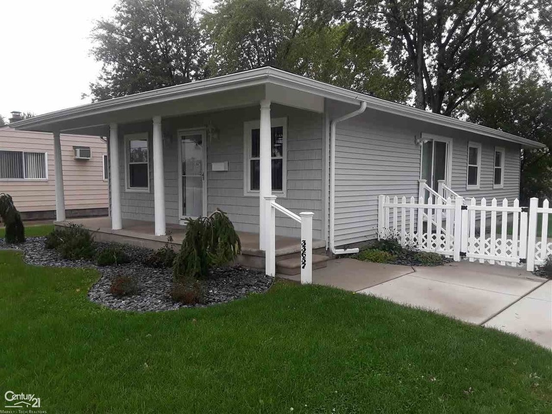 Primary Photo - 33657 Garfield Rd