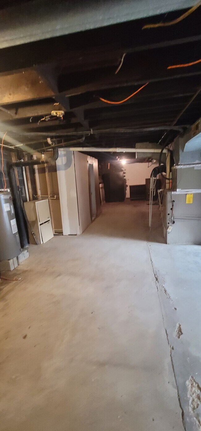 Foto del edificio - 1018 Willow Dr