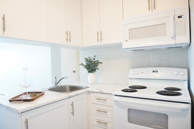 Building Photo - Park Towers