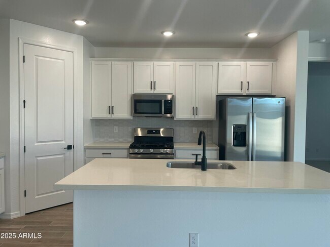 Foto del edificio - 7700 W Saddlehorn Rd