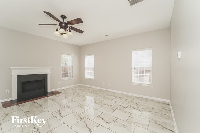 Foto del edificio - 4244 Springhaven Dr