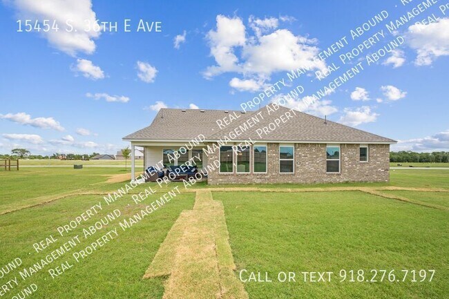 Foto del edificio - 15454 S 36th E Ave