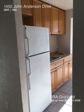 Foto del edificio - 1450 John Anderson Dr