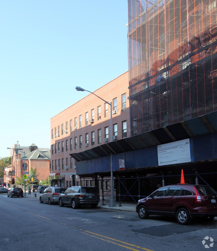 Foto del edificio - 160-166 Morningside Ave