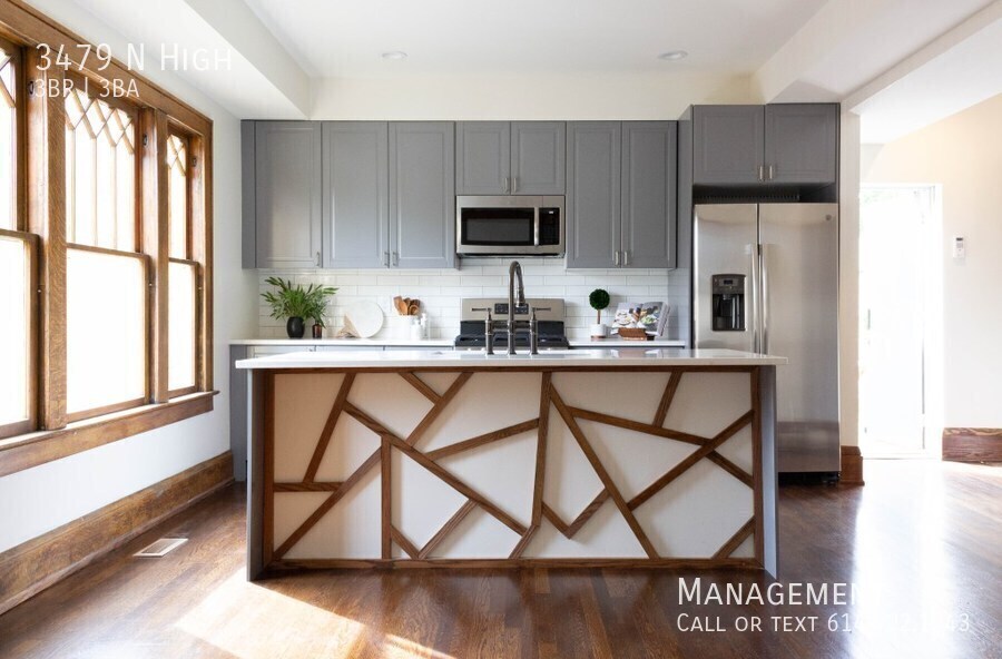 Foto principal - 3479 N High-