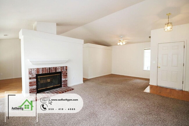 Building Photo - 1117 Grouse Dr