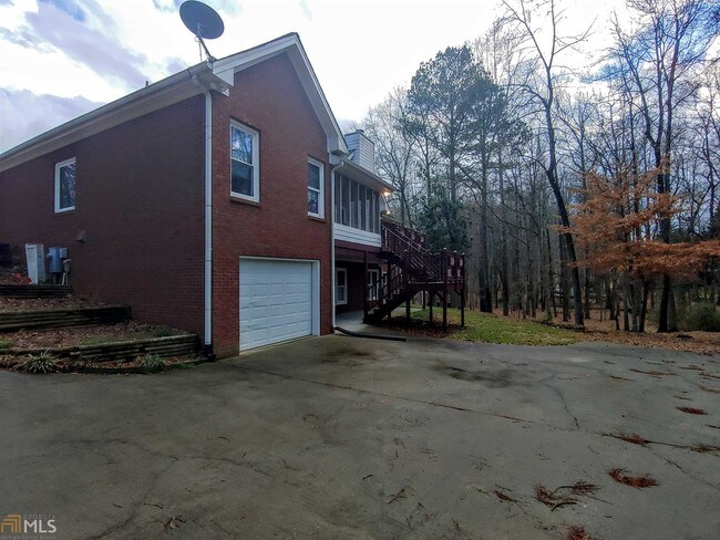Building Photo - 3648 Clark Hill Way