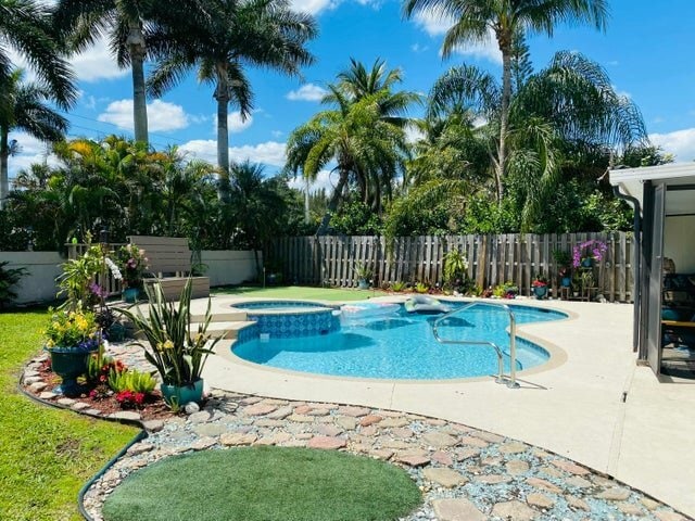Building Photo - 9928 Moss Pond Dr
