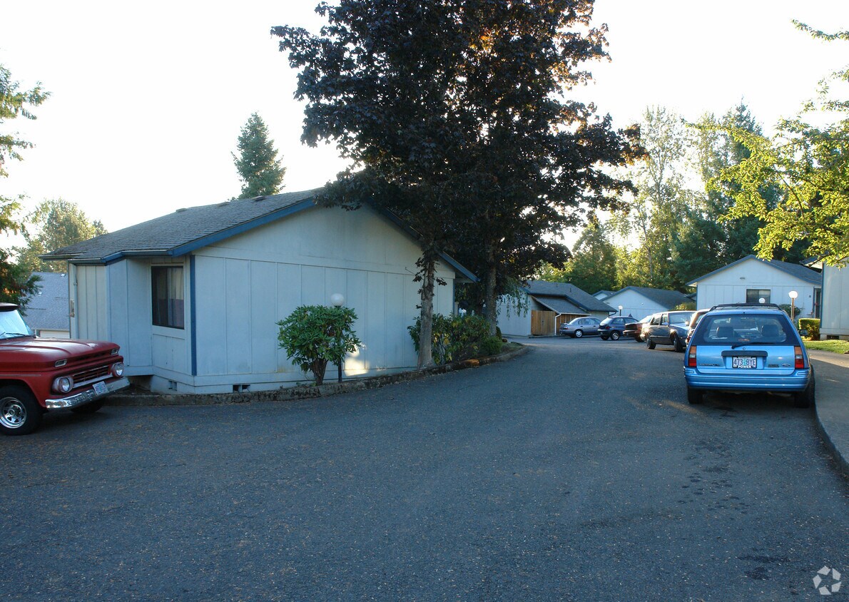 Foto del edificio - Bluffs at Ratcliff