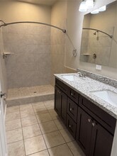 Building Photo - 6539 Crestford Ln