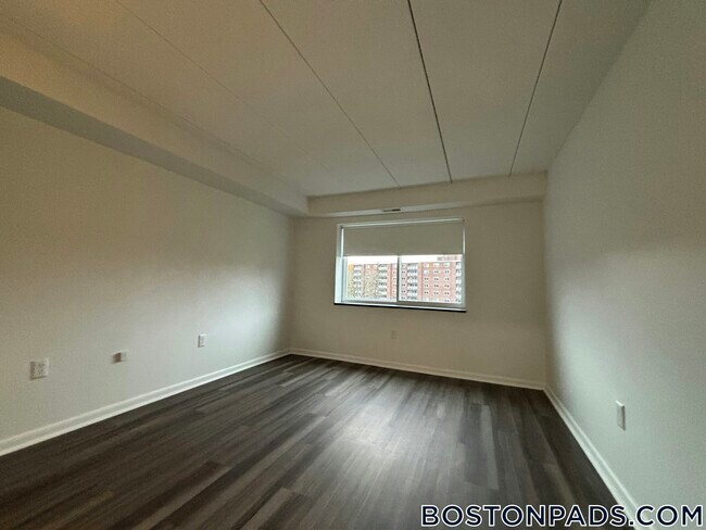 Foto del edificio - 51 Hill Rd