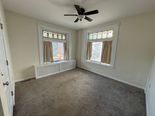 Foto del edificio - 425 Elm St