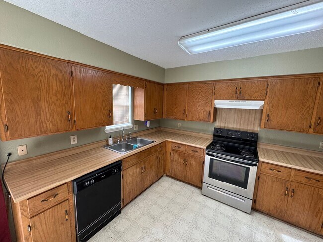 Foto del edificio - 4133 Nightingale Ln