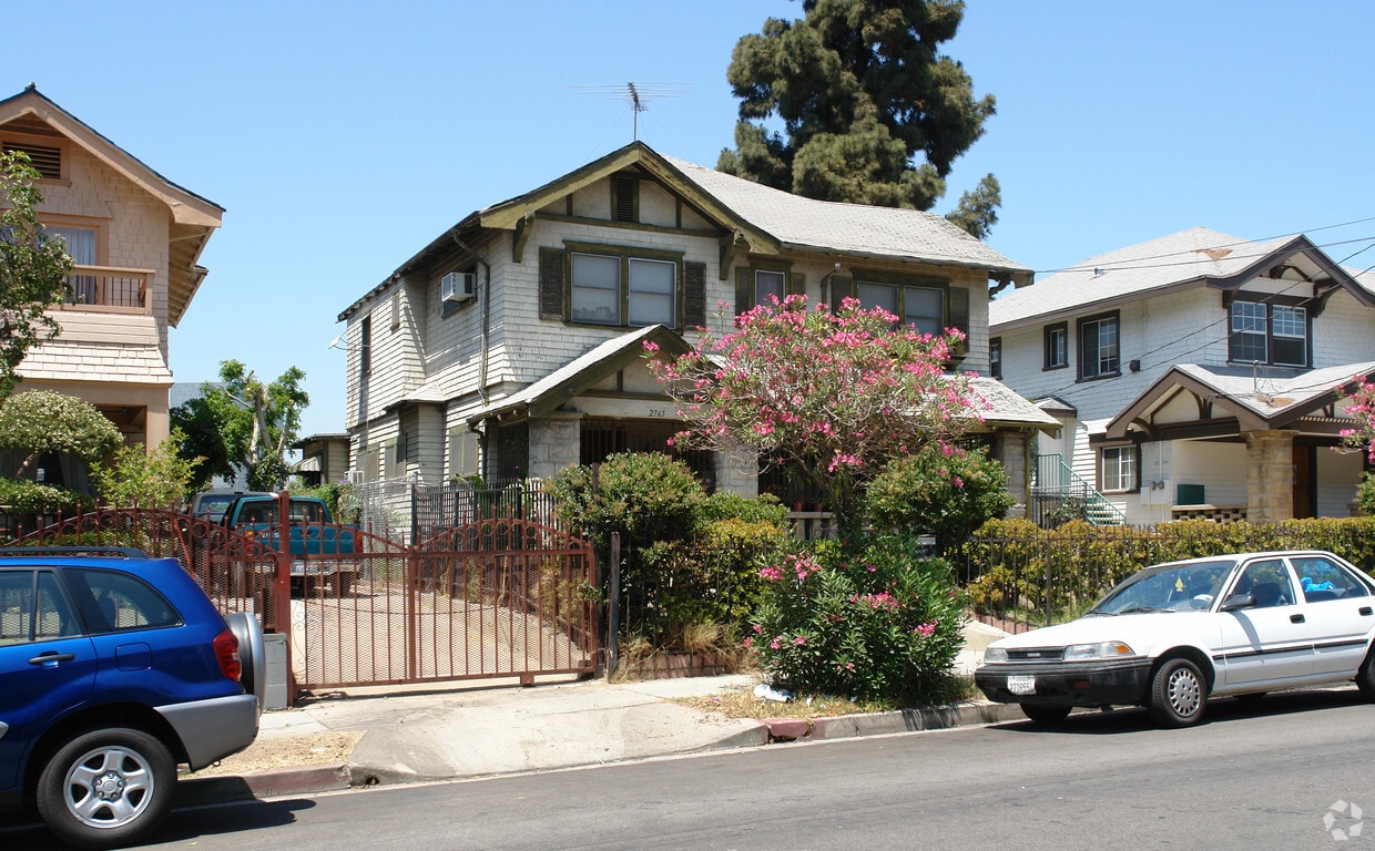 Primary Photo - 2765 Francis Ave