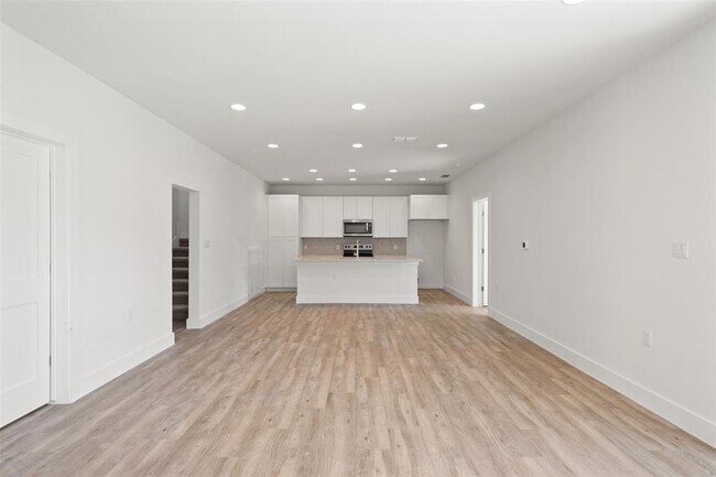 Foto del edificio - 711 Paleface Ranch Rd