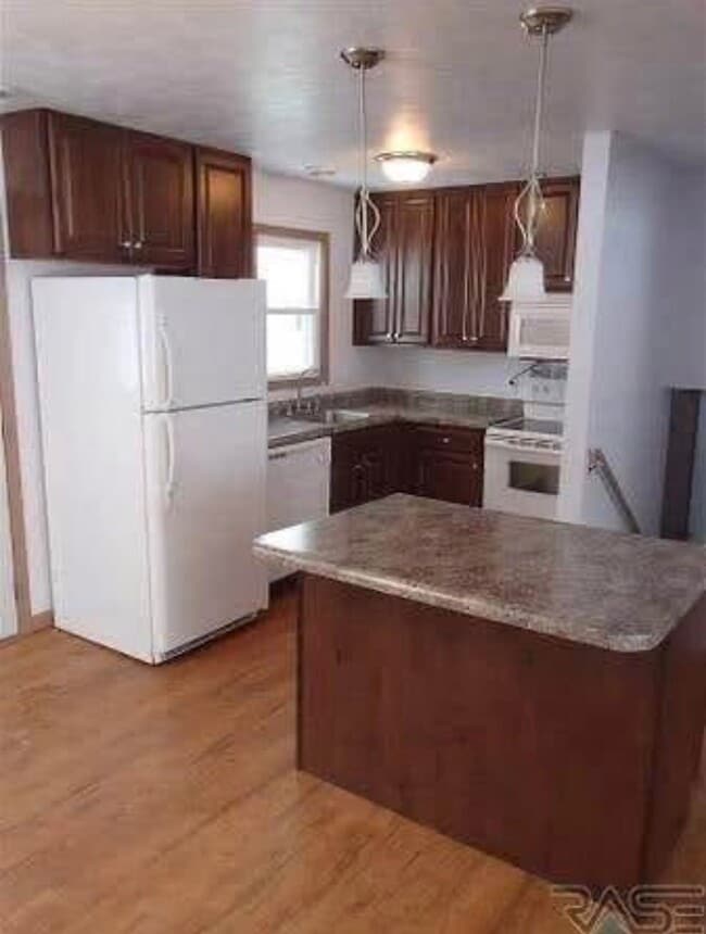 Building Photo - 1317 S Gary Dr
