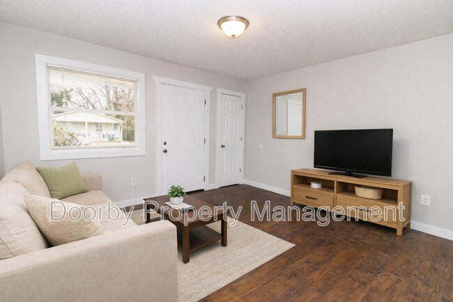 Foto del edificio - 1104 N Hawthorne St