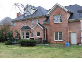 Building Photo - 2817 Berkshire Ln