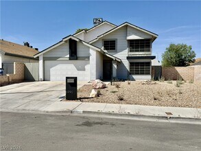 Building Photo - 6990 Paddington Way