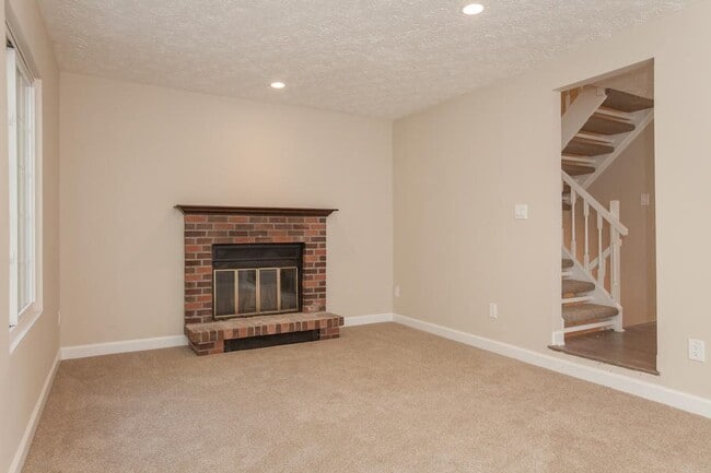 Building Photo - 2911 Bridgehampton Ct