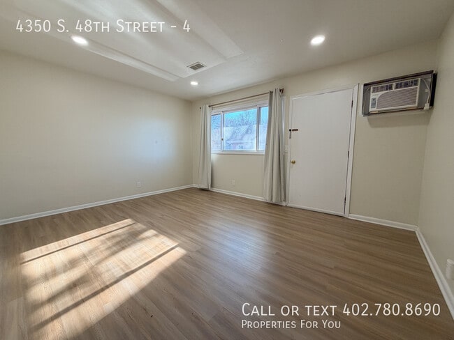 Building Photo - 4350 S 48th St