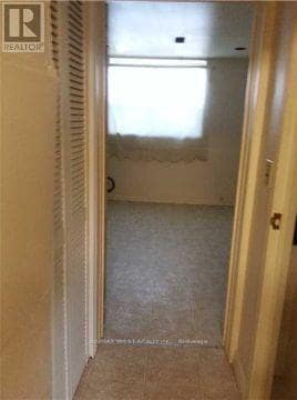 Building Photo - 182 Ruggles Ave