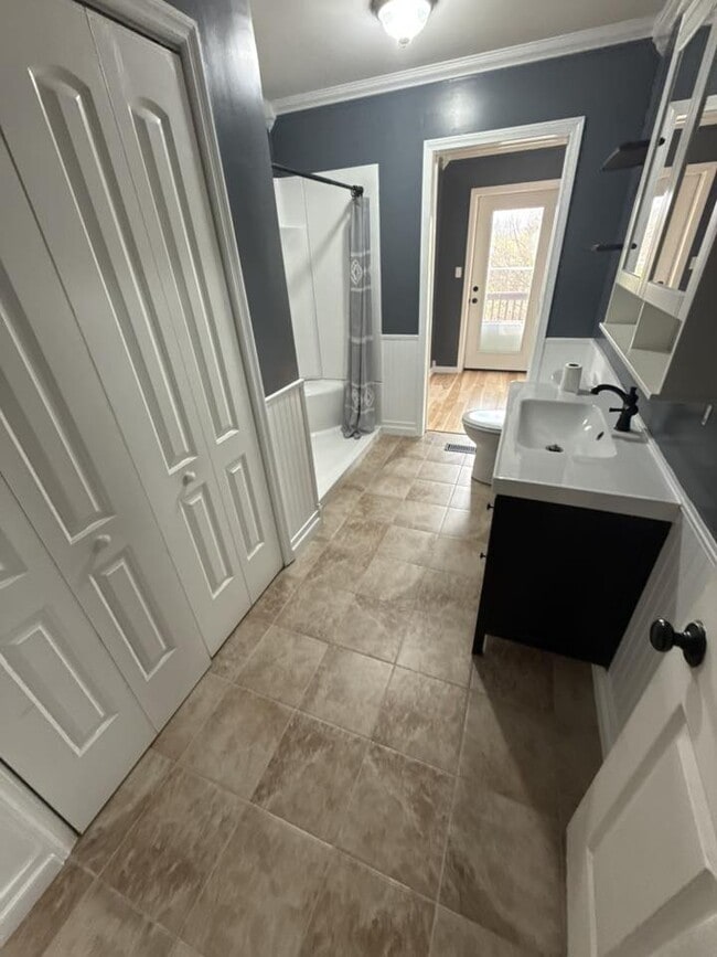 Building Photo - 7506 KY-32