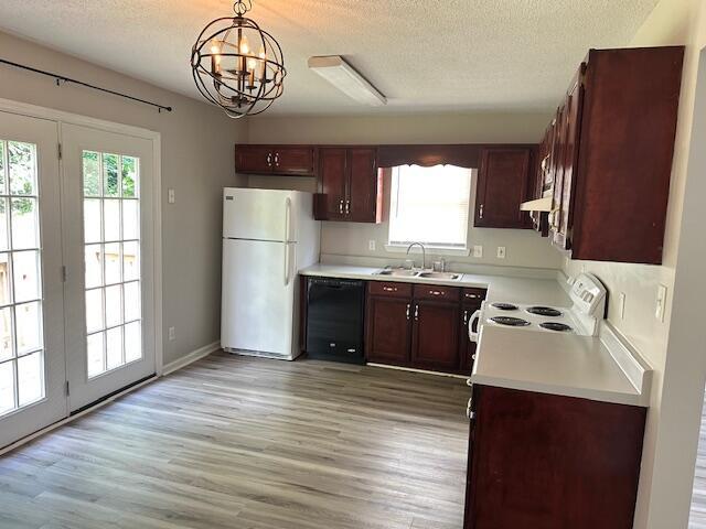 Foto del edificio - 3111 Holly Brook Cir