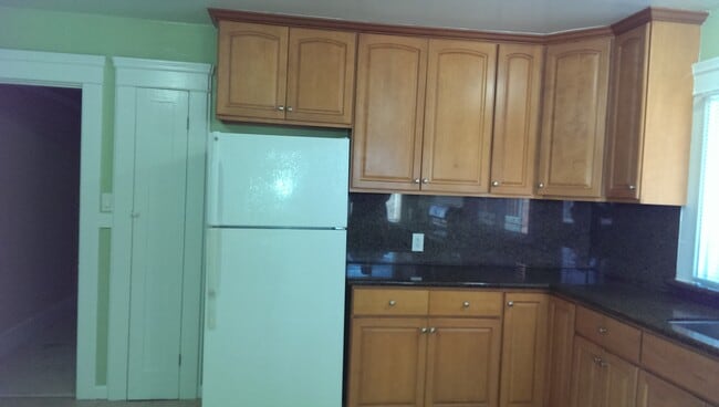 Foto del edificio - 915 Grand Ave