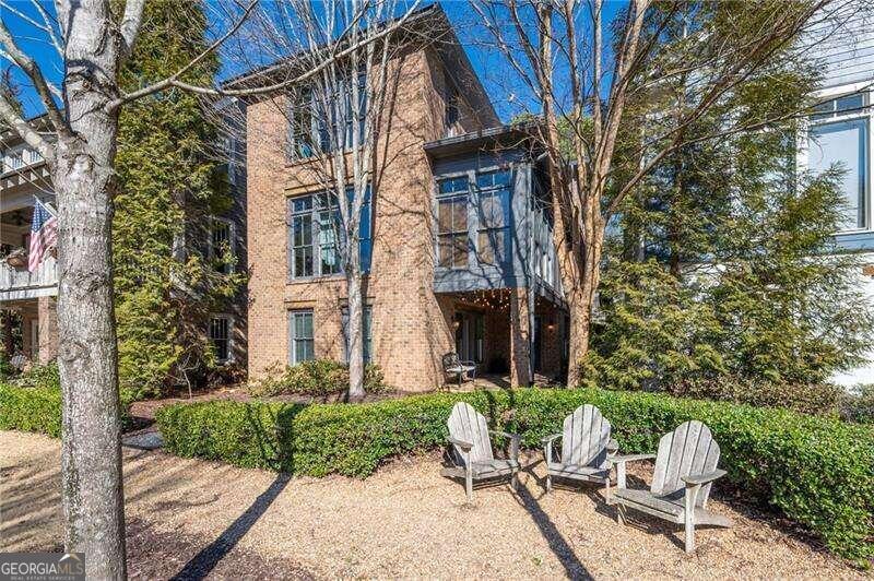 Foto principal - 147 Hubbard Rd