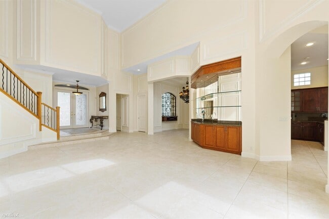 Building Photo - 5 br, 4.5 bath House - 16024 Bristol Isle Way