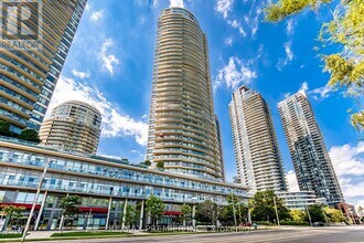 Building Photo - 2230 Lake Shore Blvd W