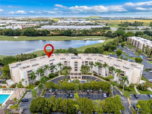 Foto del edificio - 9755 NW 52nd St