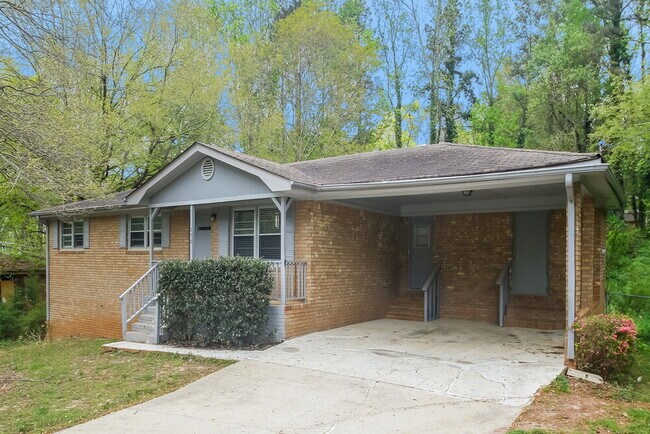 Building Photo - 250 Spanish Trails Way