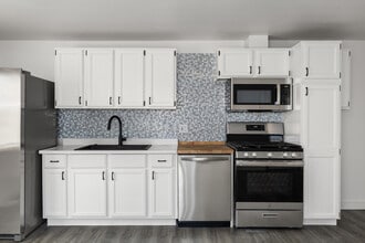 Building Photo - 4057 N Adams St