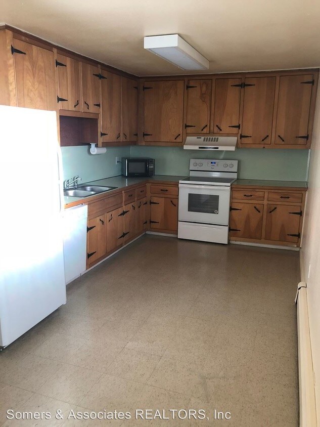 Foto principal - 935 Aurora Dr