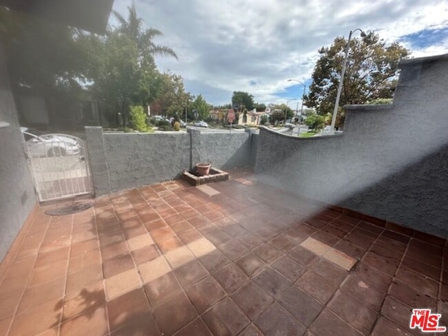 Foto del edificio - 1601 Stearns Dr