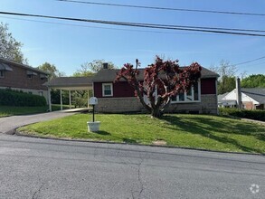 Building Photo - 9 W Highland Ave