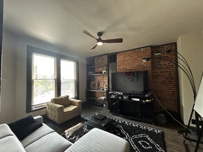 Building Photo - 2203 Kemper Ln