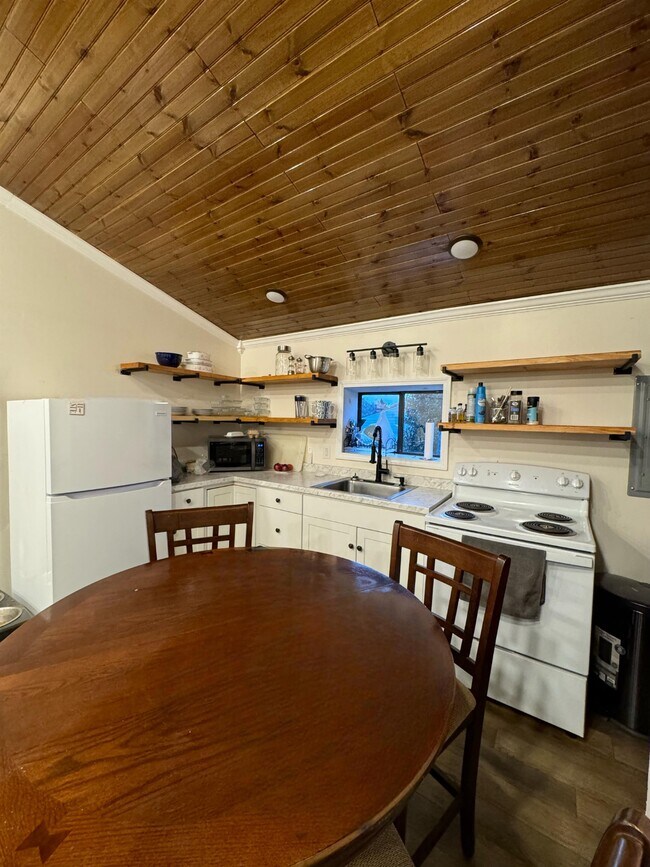 504 Trudy St, Elizabethton, TN 37643 House Rental in Elizabethton, TN