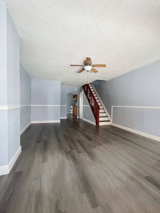 Primary Photo - 1644 S Taney St