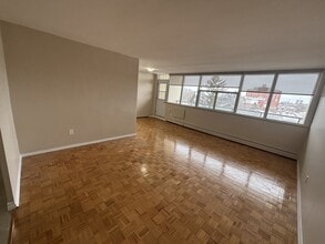 Building Photo - 1061 Queen's Blvd