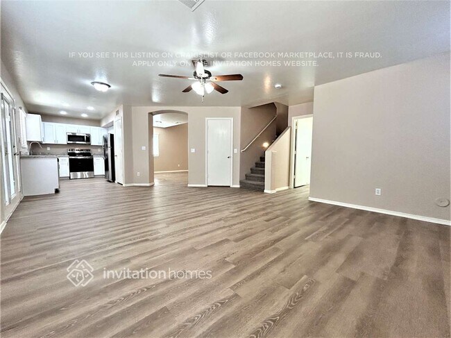 Building Photo - 15787 W Anasazi St