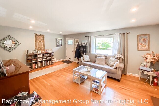 Building Photo - 4 br, 3 bath House - 3509 N Quebec St