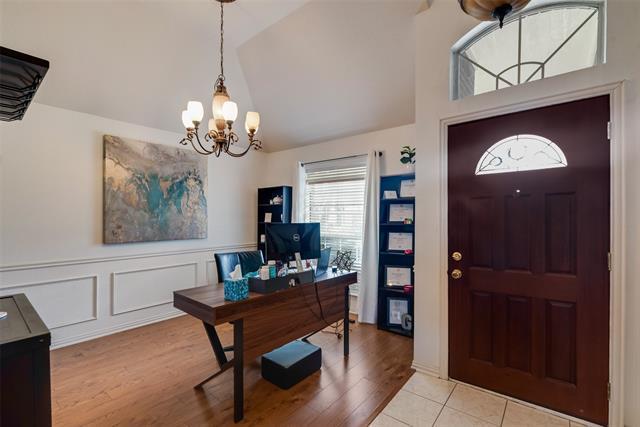 Foto del edificio - 8555 Clearcreek Cir