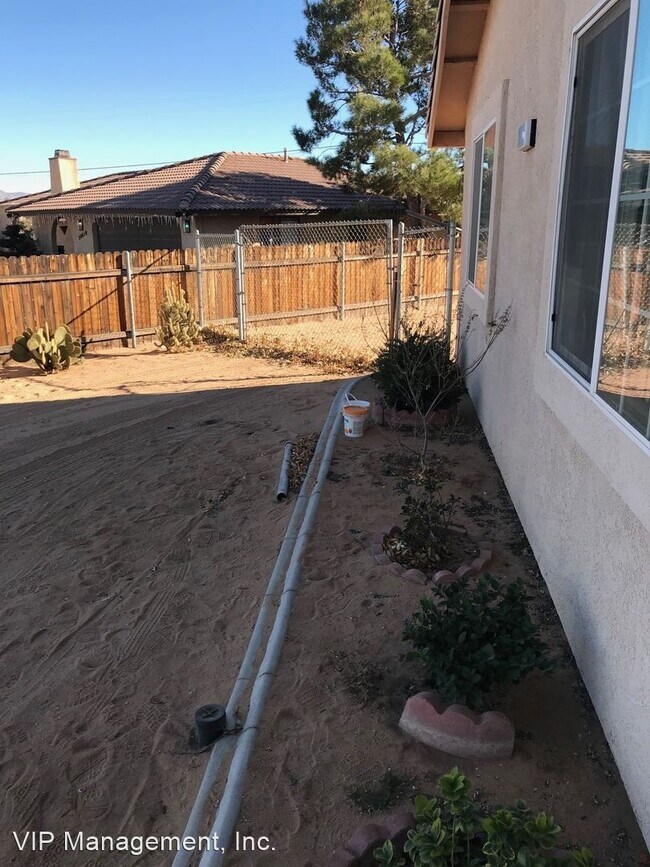Foto del edificio - 3 br, 2 bath House - 20812 Sholic Ct